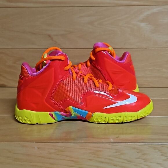Lebron XI Size 11.5 Fruity Pebbles Kids Youth Basketball Shoe 621713-600 - Picture 7 of 11